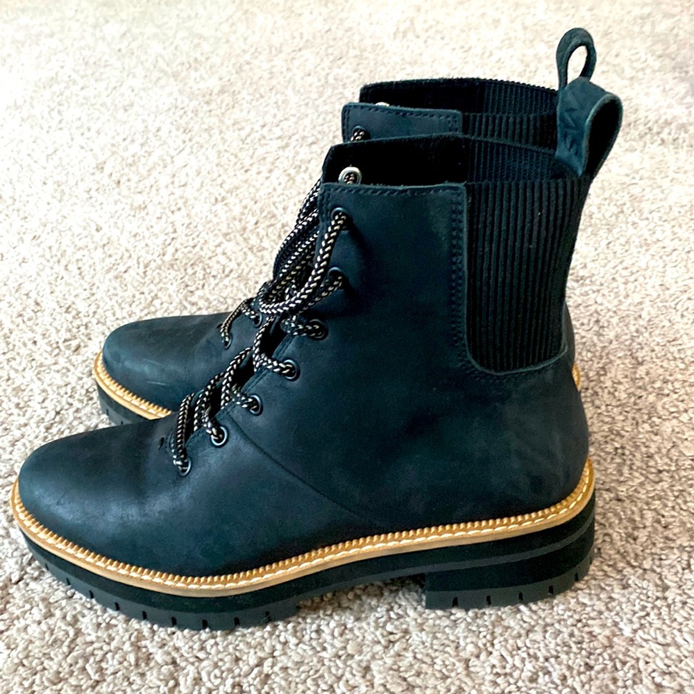 Tom’s Boots